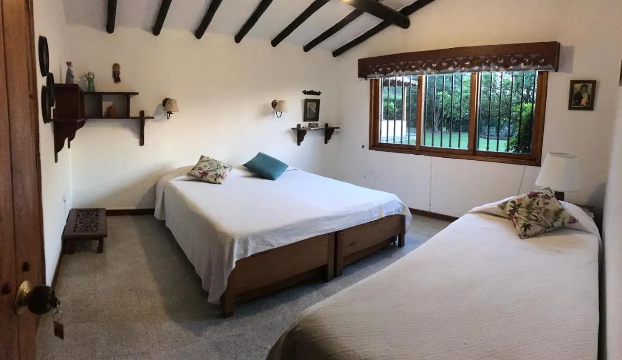 Casa Campestre En Llanogrande Villa Rionegro Colombia